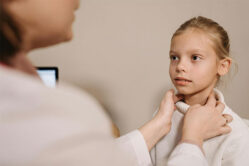 Screening neonatale per l’ipotiroidismo congenito: a mezzo secolo dall’avvio, la copertura mondiale non arriva al 30%